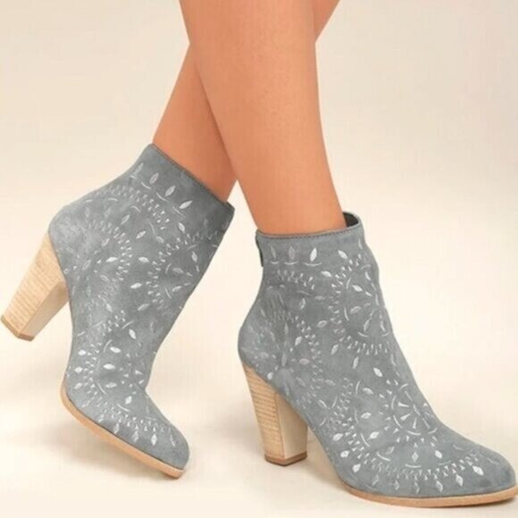 Matisse Springfield Embroidered Suede Ankle Booties Dusty Blue - Picture 2 of 13